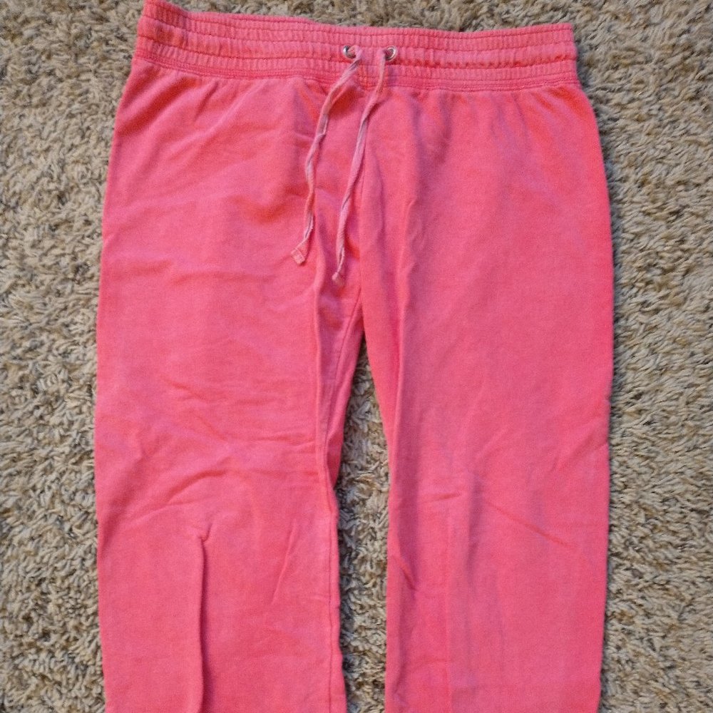 Arizona Jean Co - Size Small - Bright Pink Capris Sweats